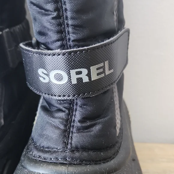 Sorel Black Insulated Snow Boots - Picture 2 of 6